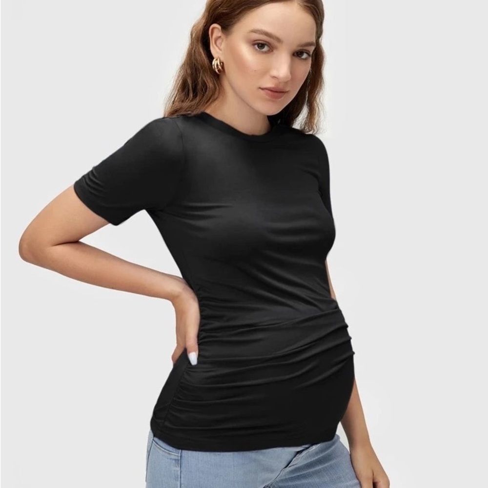 Maternity tshirt
